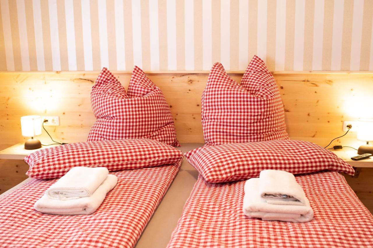 Roesslgut Bed & Breakfast Zederhaus Kültér fotó